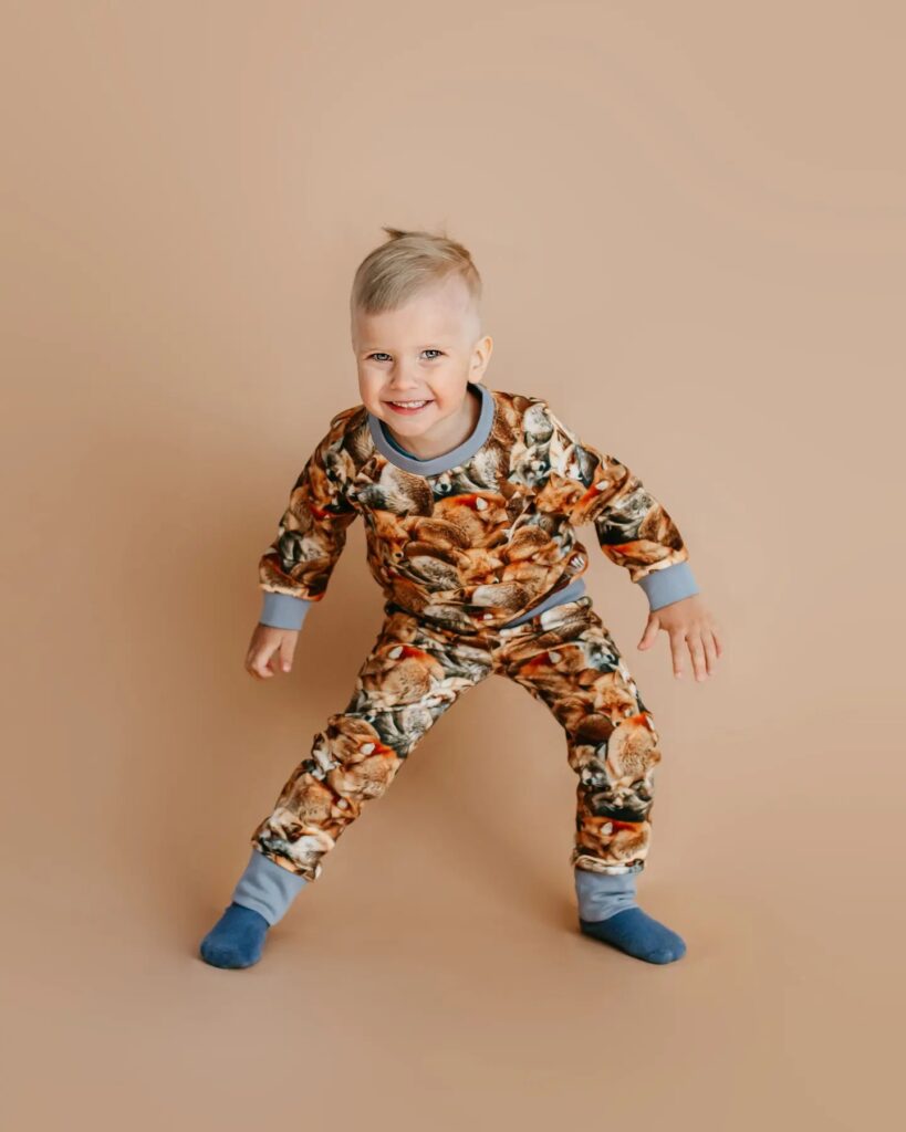 Esileht dressikomplekt rebased